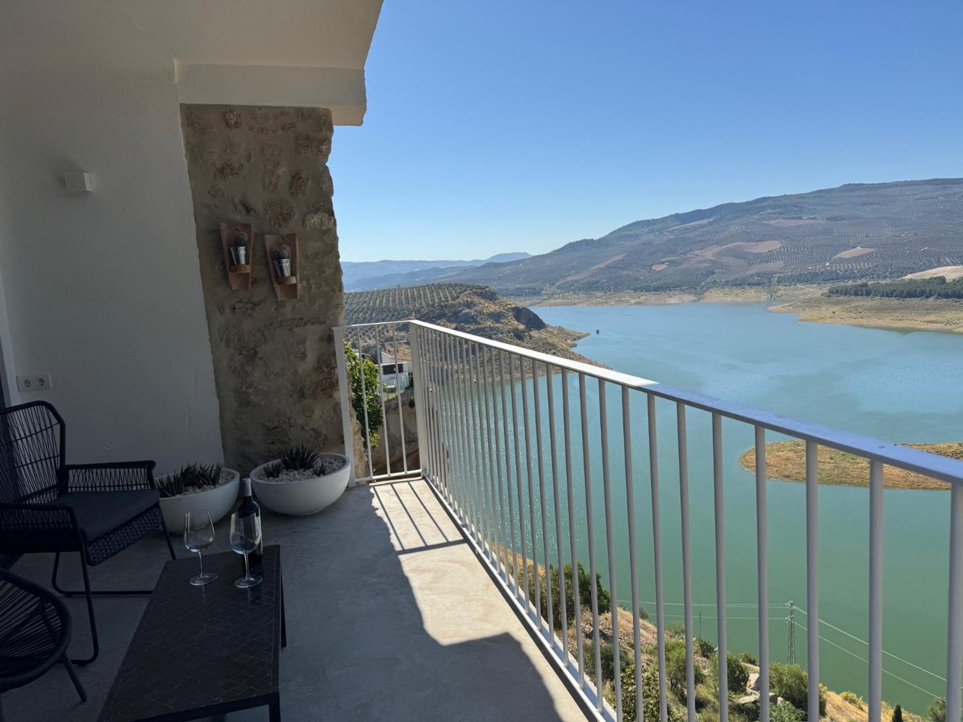 Casa Trece Villa Iznájar Eksteriør billede