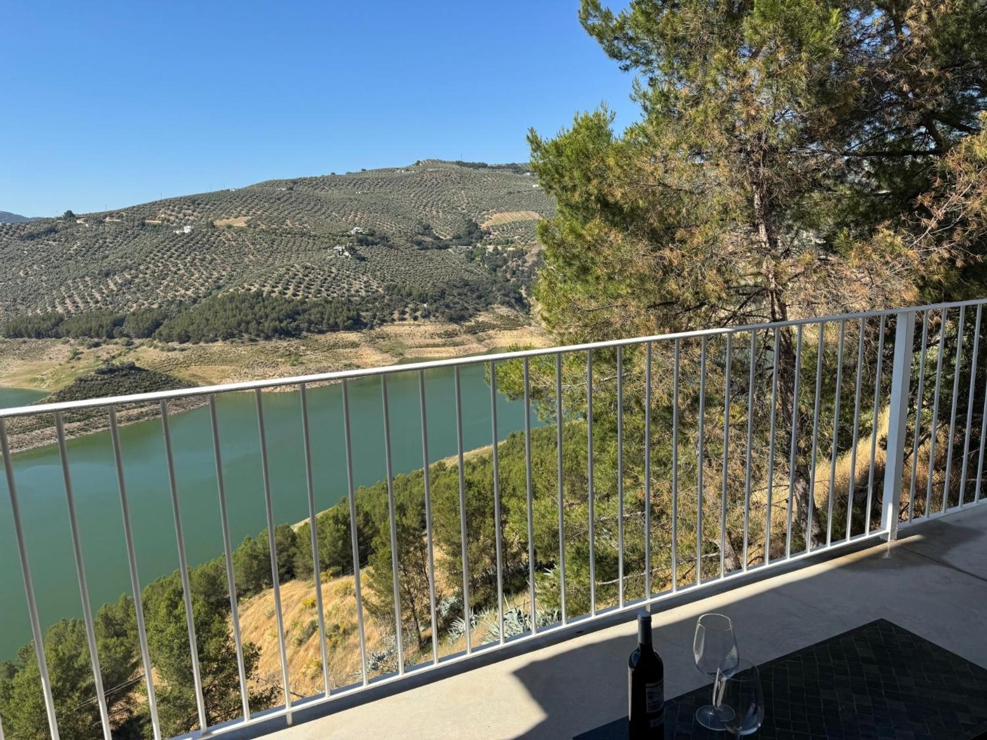 Casa Trece Villa Iznájar Eksteriør billede